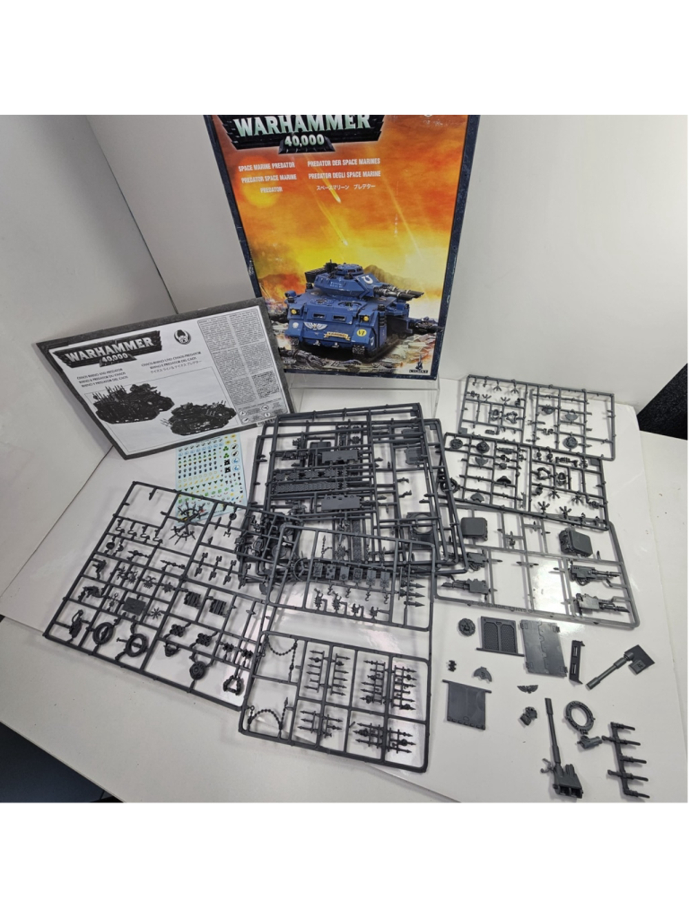 H10 Warhammer 40,000 40k Set Space Marine Predator Citadel *Incomplete*